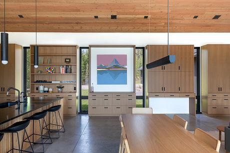 Ashley Lake House: A Family Retreat Along the Montana Lakefront - 3