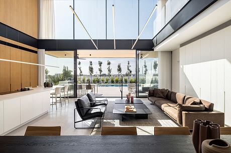 E30 – House in Caesarea by Raz Melamed. Architect - 3