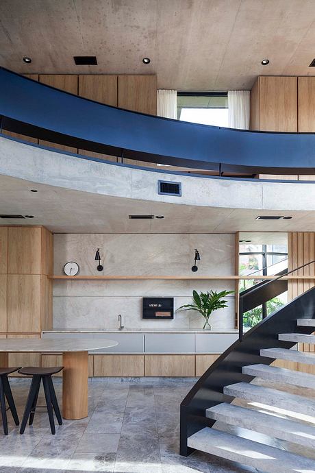 Oval House by Jorgelina Tortorici & Asociados - 3