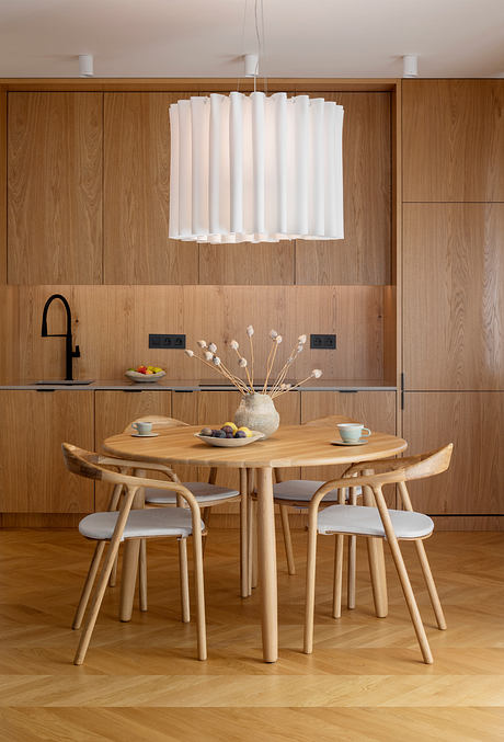 Hybrid Interior BXB studio: Warsaw Workshop Apartment Reinvented - 4