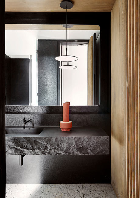 Planted Pavilion: A Low-Slung Retreat Woven Into Constantia Hills - 5