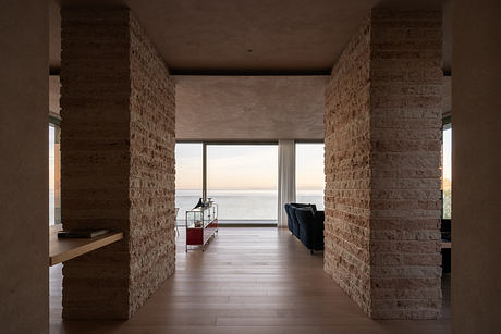 Villa EF: A 1960s Retreat by Depaolidefranceschibaldan Architetti - 4