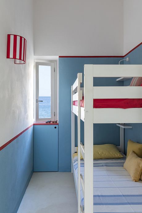 Casa Argentario — Compact Holiday Living With Boat-Inspired Detail - 5