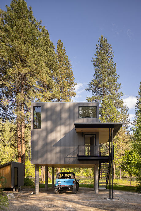 Wenatchee River Cabin: Elevated Retreat for Work, Craft, and Play - 6