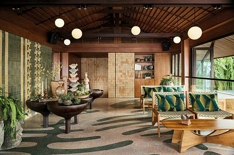 Laku Beach Club Recasts a Phuket Villa as a Lively Sea Bar Retreat - 6