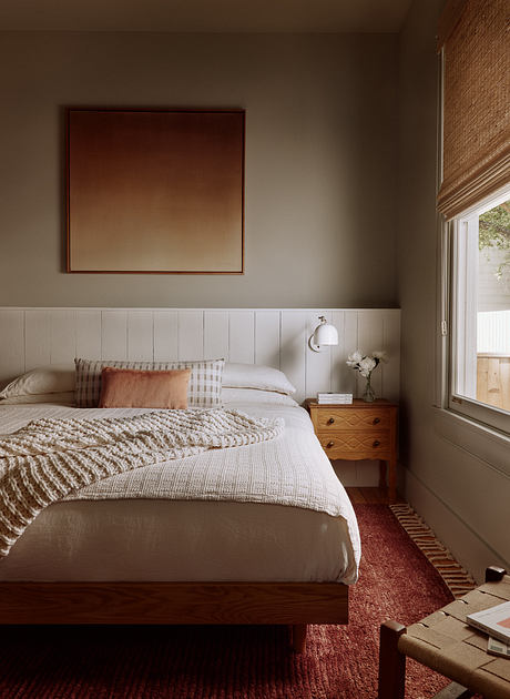 1930s Victorian Bungalow Balances Vintage Warmth and Modern Lines - 8