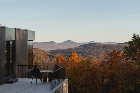 Bruno & Michele by Atelier II I7 - 8