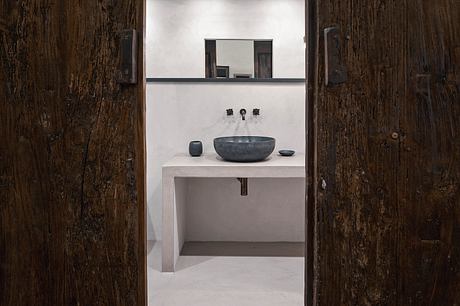 House of the Lions by Catoni Associati - 8