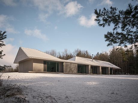 Ridge House: Quiet Forest Living - 9