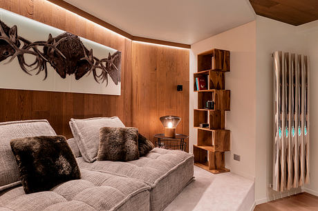 Torre dell’orologio Alpine Apartment by Caracter Architettura d’Interni - 6