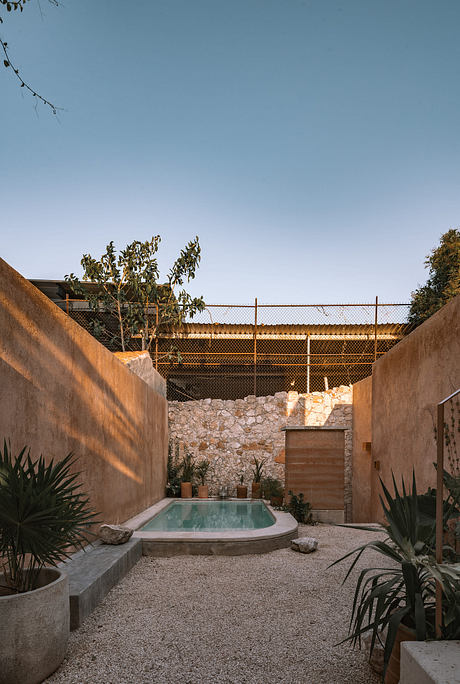 Portal 62 Reframes a Hidden Cavern House in Merida - 7