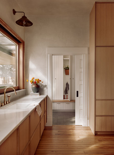 1930s Victorian Bungalow Balances Vintage Warmth and Modern Lines - 10