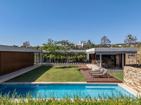 Casa Balanço: Contemporary Brazilian House Open to Garden and Sky Views - 8