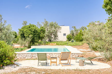 Casa RF Forges a Rustic Poolside Retreat in Salve’s Olive Hills - 9