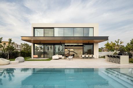 E30 – House in Caesarea by Raz Melamed. Architect - 11