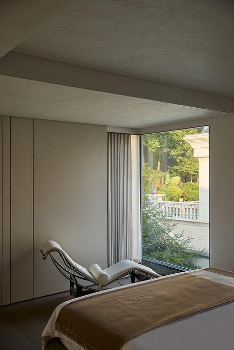 Jiuxi Rose Garden — A Serene Courtyard House - 9