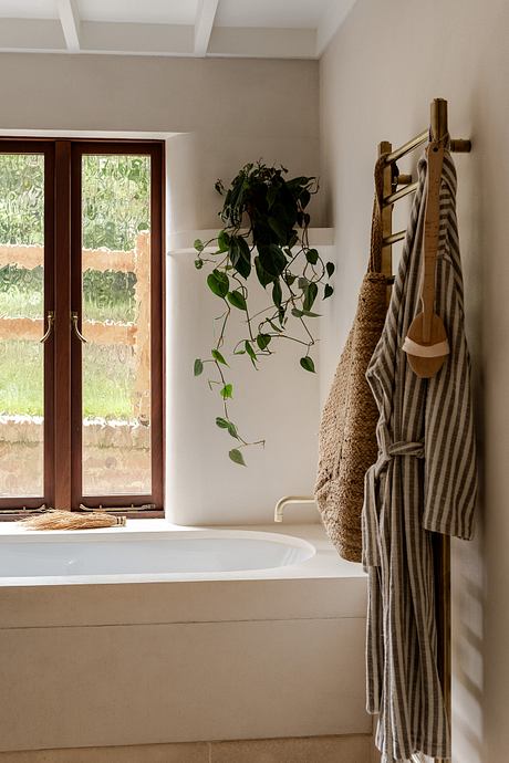 Clay Rise: Multigenerational Living Rooted in Sussex Craft Traditions - 8