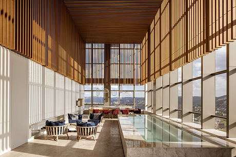 REN Apartment: Double-Height Veranda Living Above Nova Lima Skies - 11