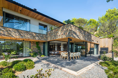 Maison SE: Hillside House Immersed in Light and Provence Views - 10