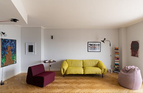 Casa LV: Modern Italian Apartment with Artful, Eco-Conscious Interior