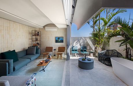 Cenourão Penthouse — From Urban Rooftop to Verdant Private Retreat