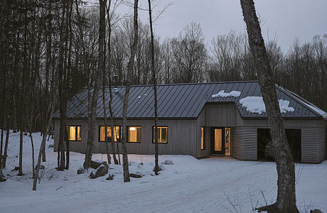 G+B Residence by DESK architectes