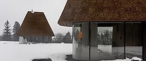 Hata-Mazanka: Scenic Eco-Minimalist Retreat in Central Ukraine