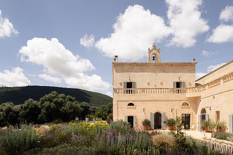 Pirnello Farmhouse Reclaims a Puglian Masseria for Contemporary Life - 1