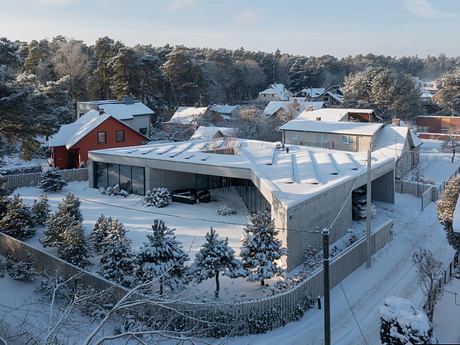 Residential House in Kaunas by Architectural Bureau G. Natkevicius & Partners - 1
