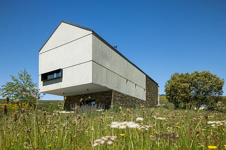 TerraSense Mountain Charm Retreat by DRK Architects - 1