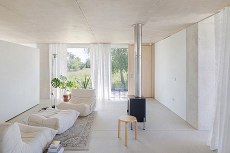 House on the Edge of the Plain by Skupaj Arhitekti - 2