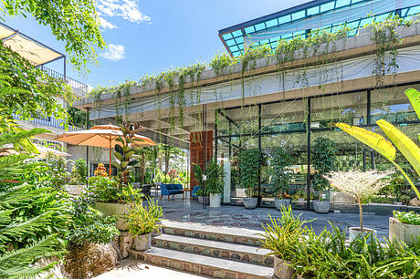 Phum Sambo Café & Eatery: Concrete Frame Turned Green Dining Retreat - 2