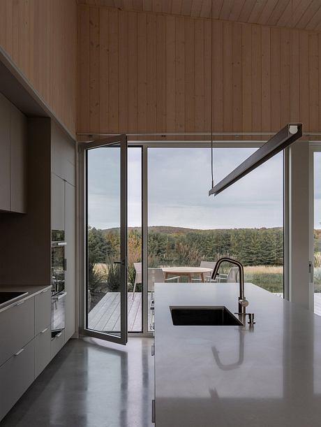 Le Fenil — Prefab Country Retreat - 3