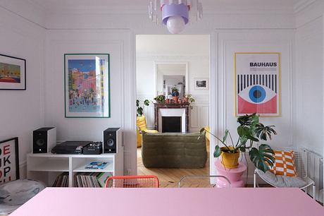 Appartement Republique: Paris Apartment Revived with Bold Color Hues - 3