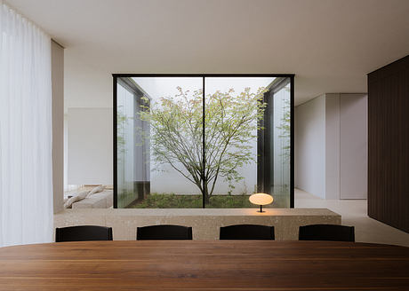 Ayoughi House: Classical Garden Living for a Multigenerational Family - 4