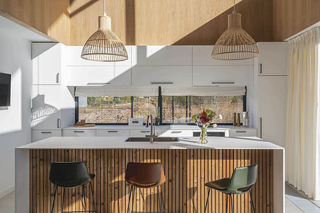 H / Botevgrad — A Quiet Barn House by Makeroom Architects - 4