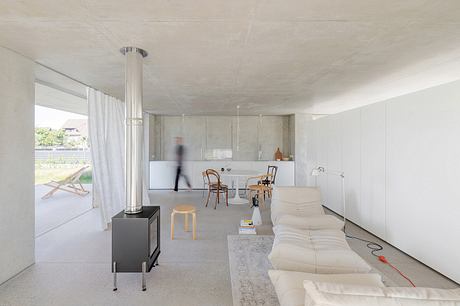 House on the Edge of the Plain by Skupaj Arhitekti - 3