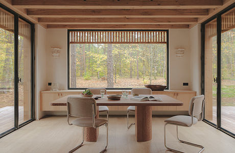 In Sinu Architectes: Timber Home Framing Serene Life In Barbizon