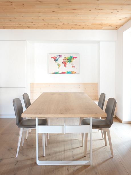 Casa C+S: Light-Filled Family Apartment - 4