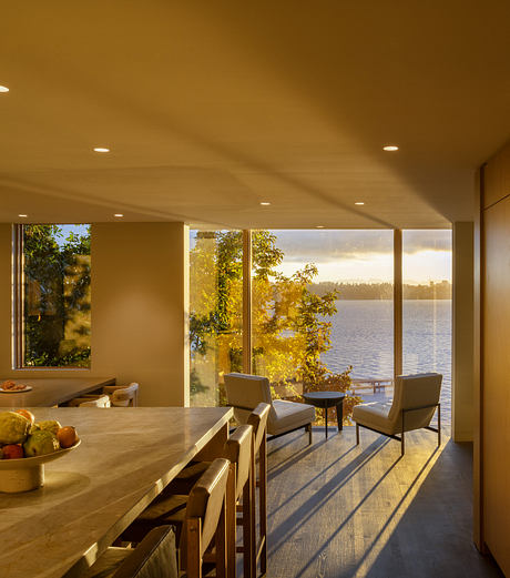 Looking Glass — A Revitalized Lakefront Retreat - 4