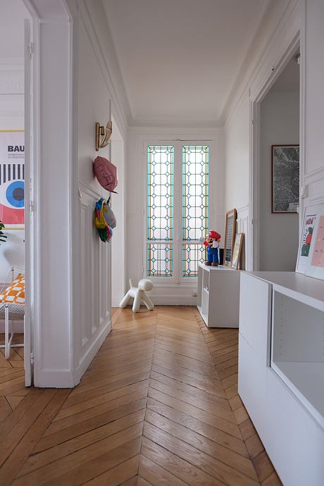 Appartement Republique: Paris Apartment Revived with Bold Color Hues - 5