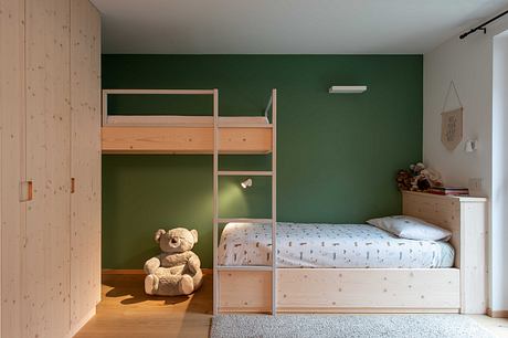 Casa C+S: Light-Filled Family Apartment - 5