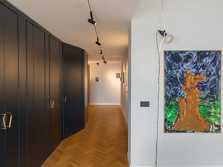 Casa LV: Modern Italian Apartment with Artful, Eco-Conscious Interior - 4