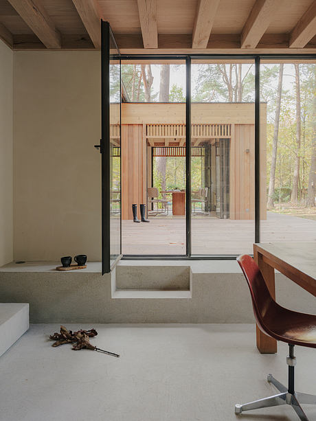 In Sinu Architectes: Timber Home Framing Serene Life In Barbizon - 6