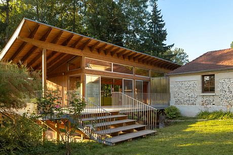 Suspended House Open to Nature by Atelier Victoria Migliore - 6
