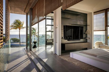 Van der Vlugt Residence: Coastal Resilience Refined For Keys Living - 4