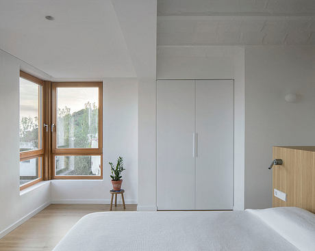 Ca na Baldu i en Diego — Quiet Minimalism Above Tibidabo Hill - 7