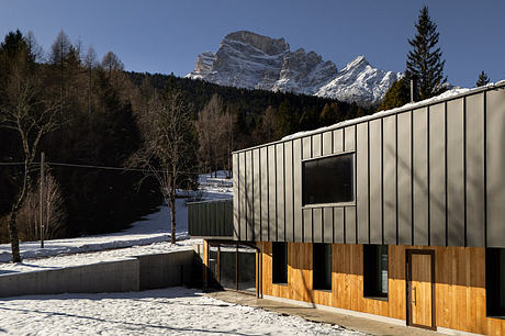 Chalet Cristallo Reimagines Mountain Living - 7