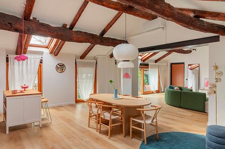 Francesca’s House: Lively Family Apartment Crafted for Digital Life - 3