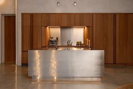 Hata Dome Captures Mountain Horizons with a Sculpted Monolithic Shell - 6